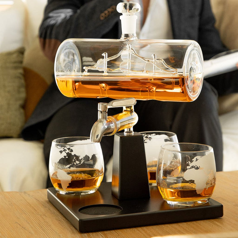 Whiskey & Wine Decanter Gifts for Men & Dad, Ship Decanter 1000ml, Set with  4 Globe Drinking Glasses - Cool Liquor Dispenser for Home Bar Unique